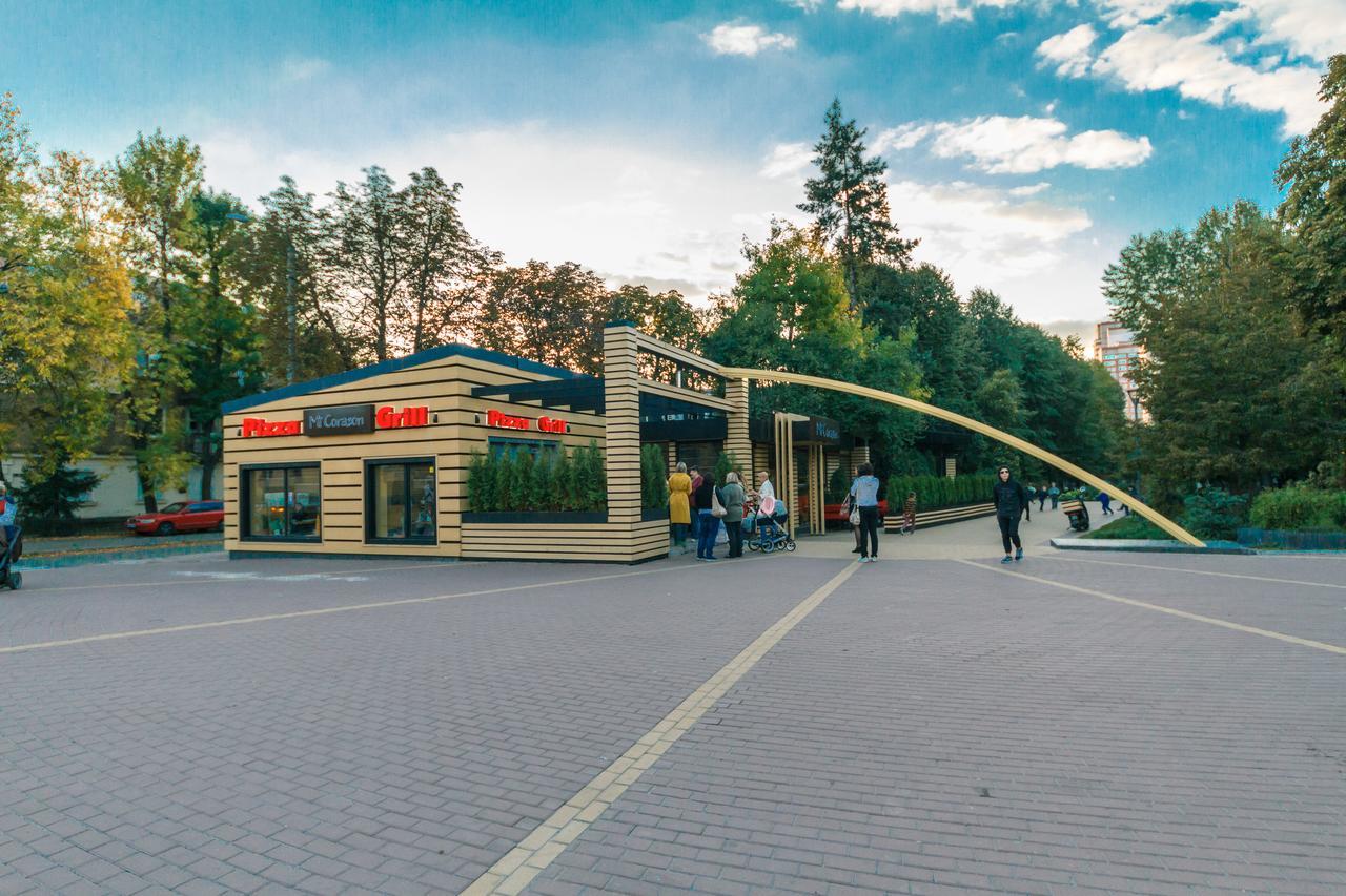 Apartment On Sevastopolska Square Киев Экстерьер фото